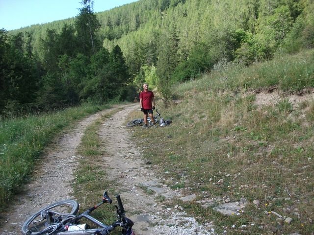 CABANE_DU_PUY_02.jpg