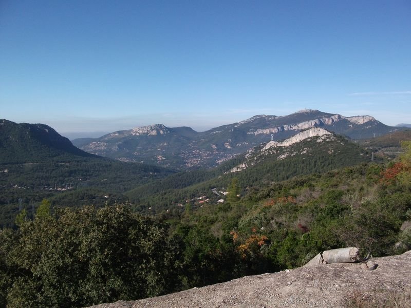 la_valette_le_revest_03.jpg